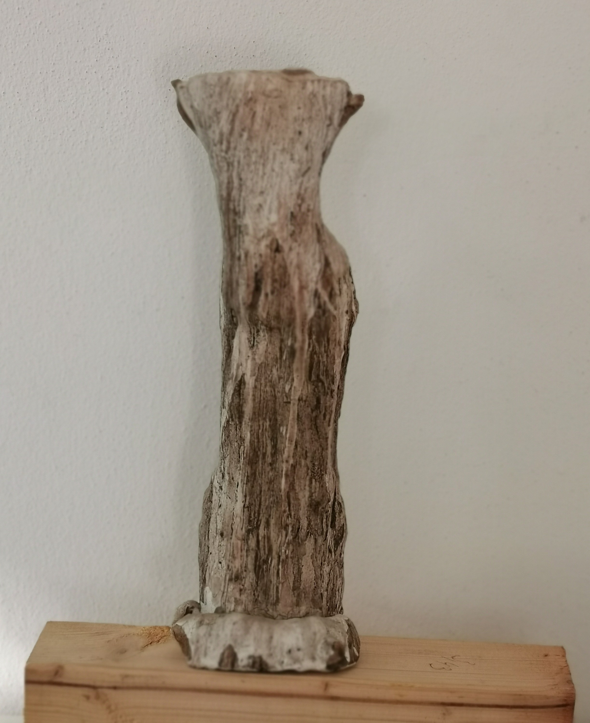 22-matthias_jackisch-torso-2019-terracotta-40-5x13x8
